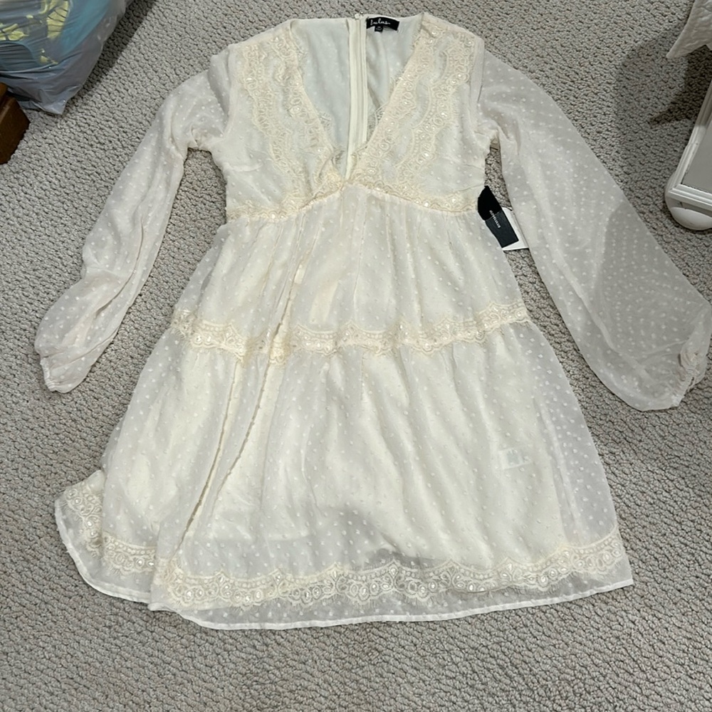 Lulus long sleeves dress (size M)